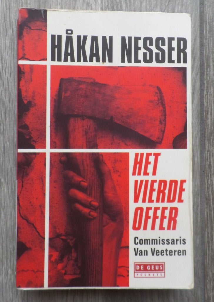 Hakan Nesser Het vierde offer, Ophalen of Verzenden, Zo goed als nieuw, Hakan Nesser