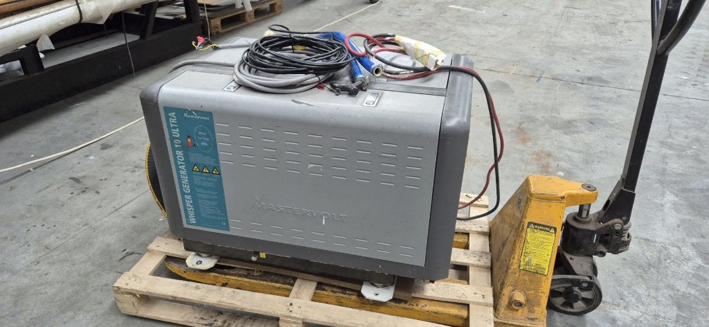Mastervolt Whisper 10 Ultra 9.6 kW (230V / 42A), Ophalen, Gebruikt, Motor en Techniek, Zeilboot of Motorboot