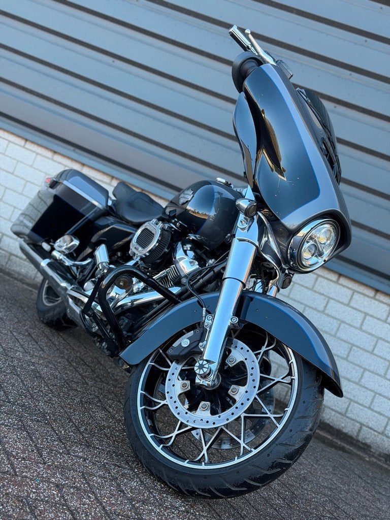 Harley Davidson FLHXS Street Glide Special 114 two Tone Chro, Bedrijf, Meer dan 35 kW, LED Verlichting, 1868 cc