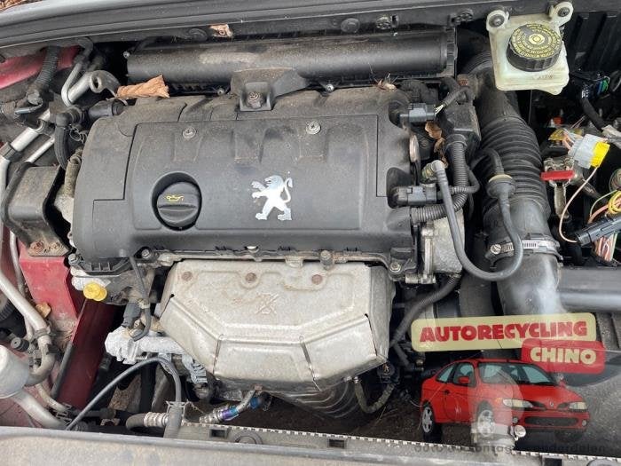 Motor van een Peugeot 308, Ophalen, Gebruikt, -, -