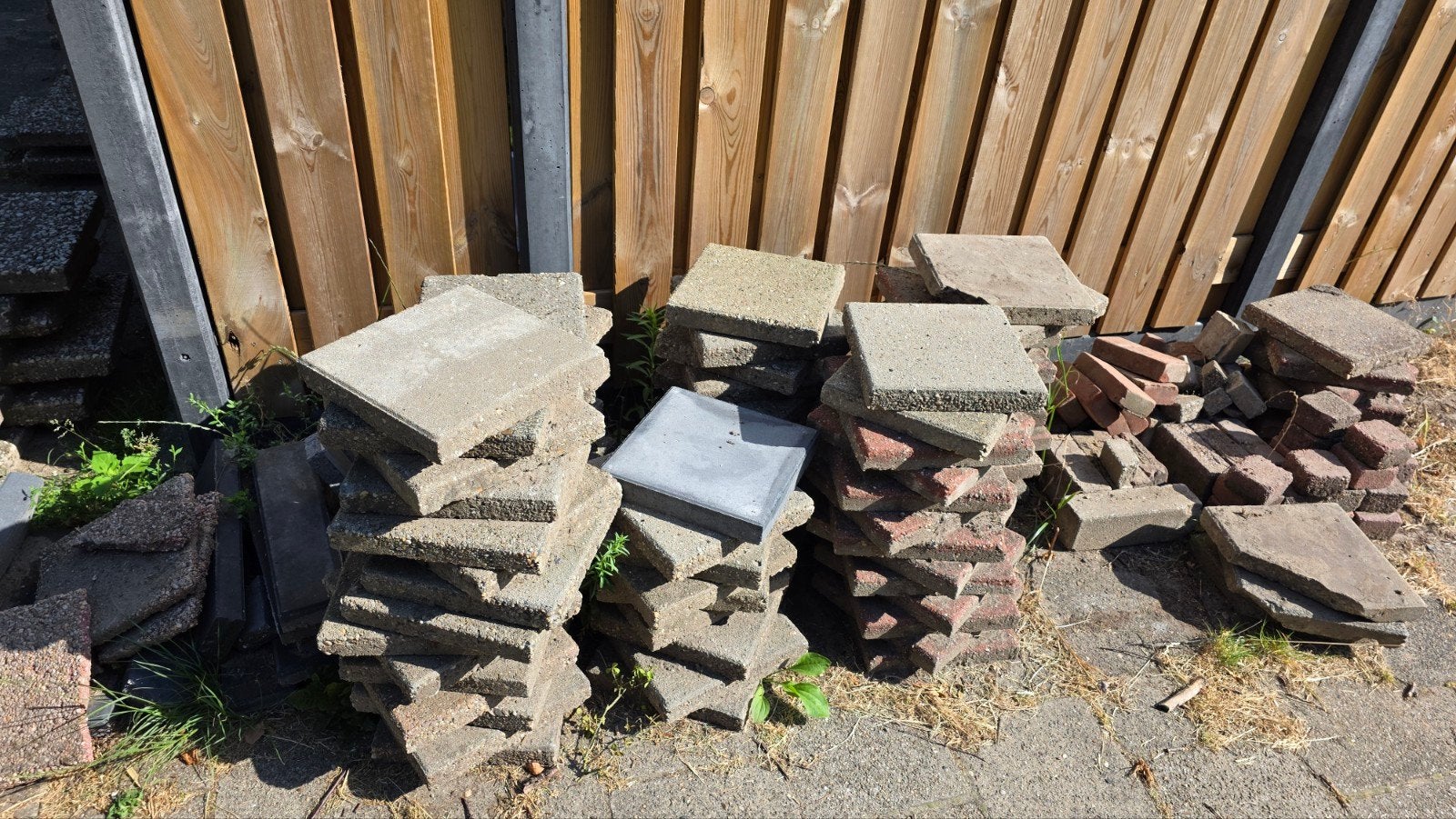 Grindtegels en 30x30 gratis op te halen, Tuin en Terras, Ophalen of Verzenden, Gebruikt, Overige materialen