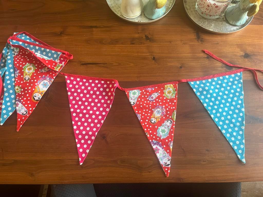Katoenen vlaggenlijn 2m met Matroesjka poppetjes, Ophalen, Zo goed als nieuw, Versiering, Verjaardag