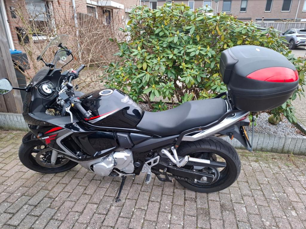 Suzuki GSX 650F - 2010 - 28.000 km, Particulier
