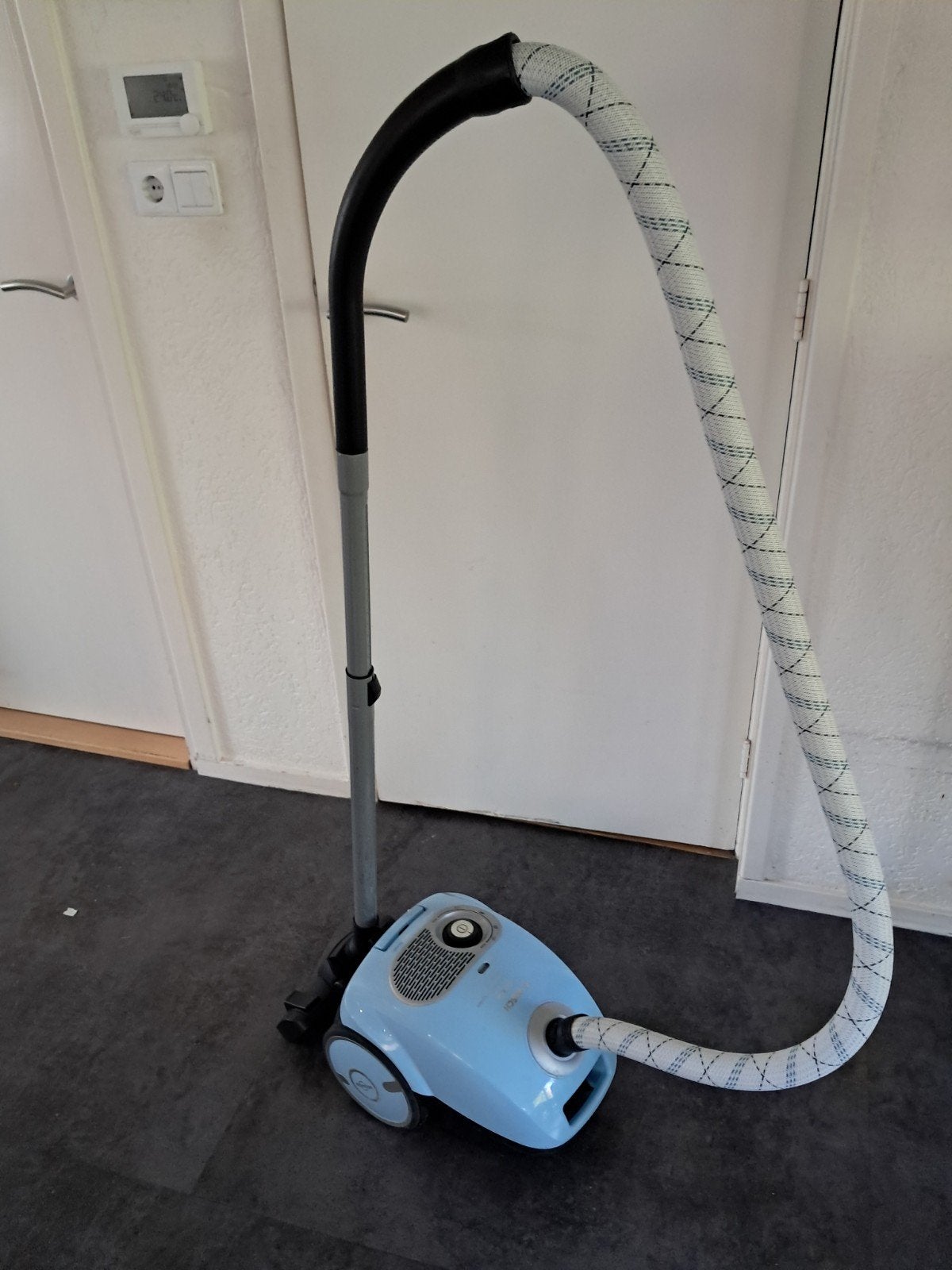 Bosh move on stofzuiger, Witgoed en Apparatuur, Stofzuigers, Ophalen