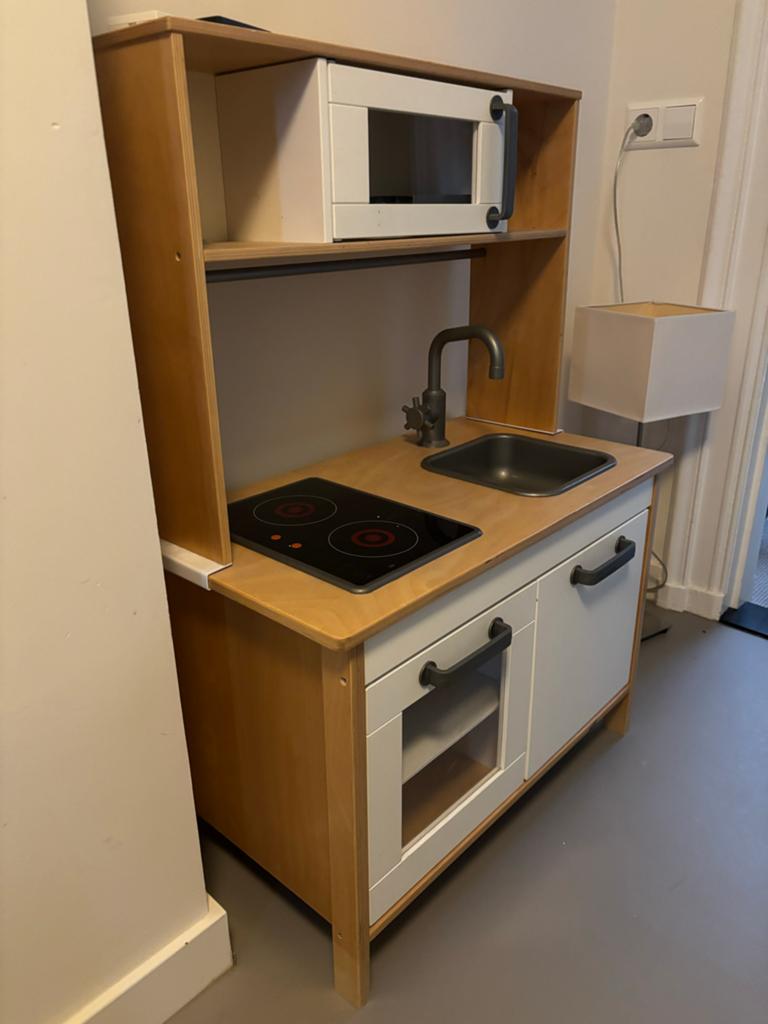IKEA  Speelkeuken met accessoires, Ophalen, Zo goed als nieuw