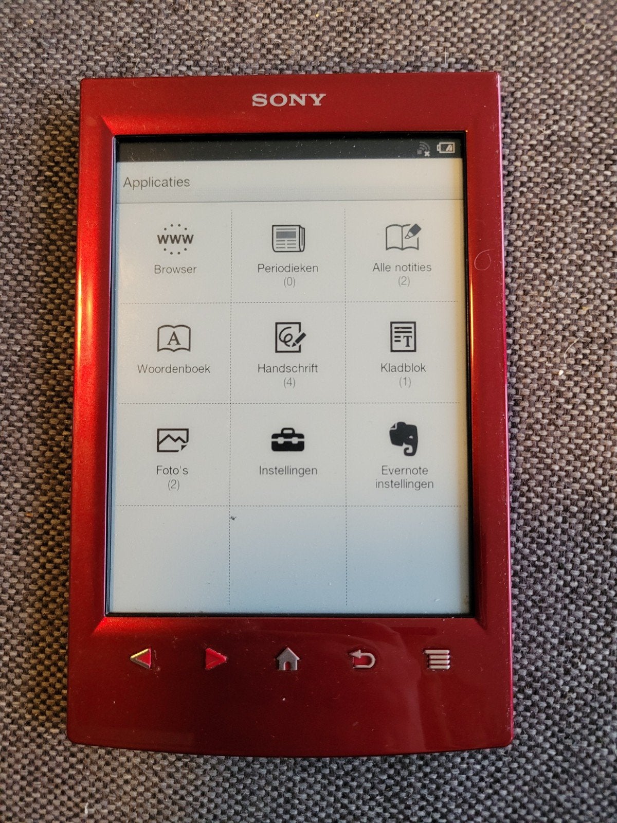Sony Reader PRS-T2 E-reader Rood, Gebruikt, Ophalen of Verzenden, Wi-Fi, 4 GB of minder