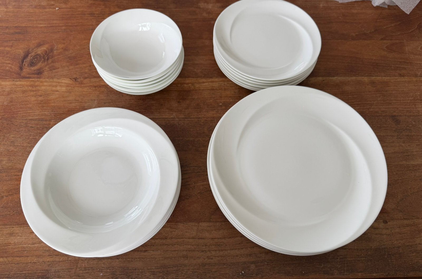 Wedgwood bone china solar servies, Huis en Inrichting, Ophalen of Verzenden, Zo goed als nieuw, Porselein, Wedgwood
