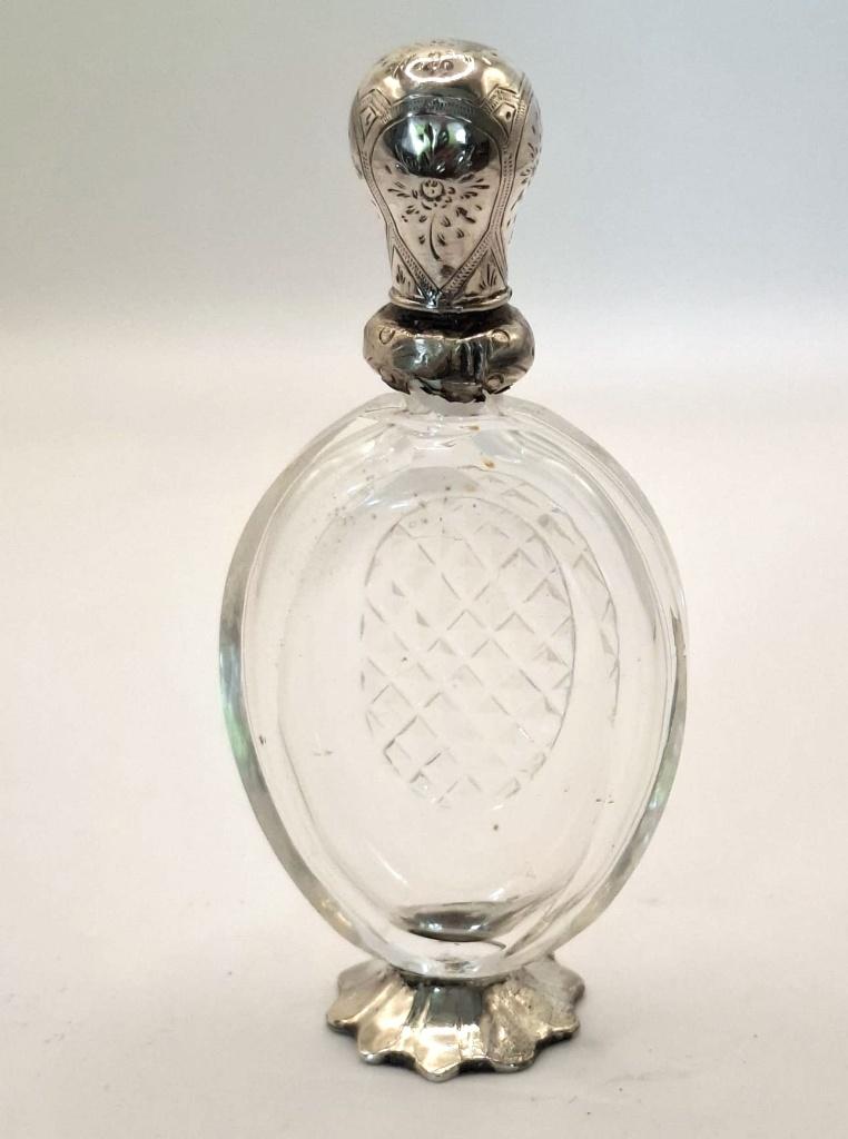 Antiek Biedermeier parfumflesje met zilver dop en voetje, Antiek en Kunst, Ophalen of Verzenden