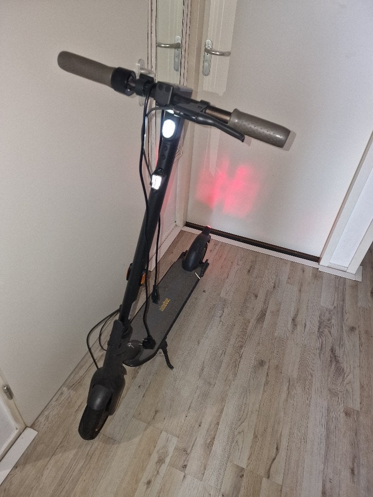 Electrische step, Fietsen en Brommers, Steps, Ophalen, Gebruikt, Elektrische step (E-scooter), Segway Ninebot