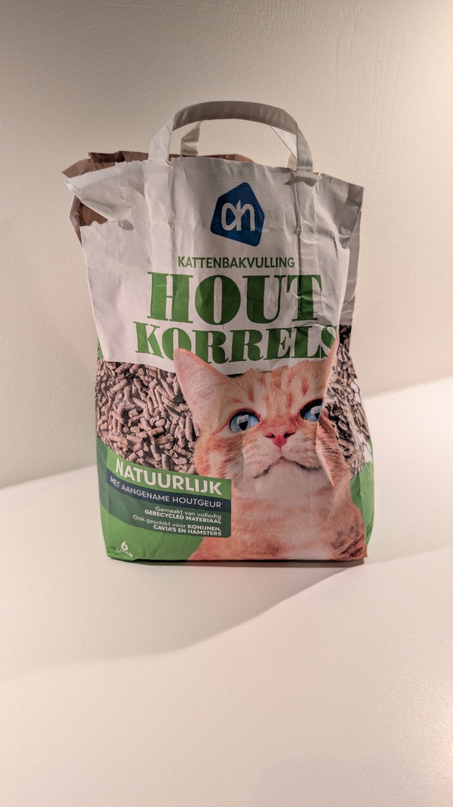 gratis af te halen: 6 liter houten kattenbakkorrels, Dieren en Toebehoren, Ophalen, Nieuw