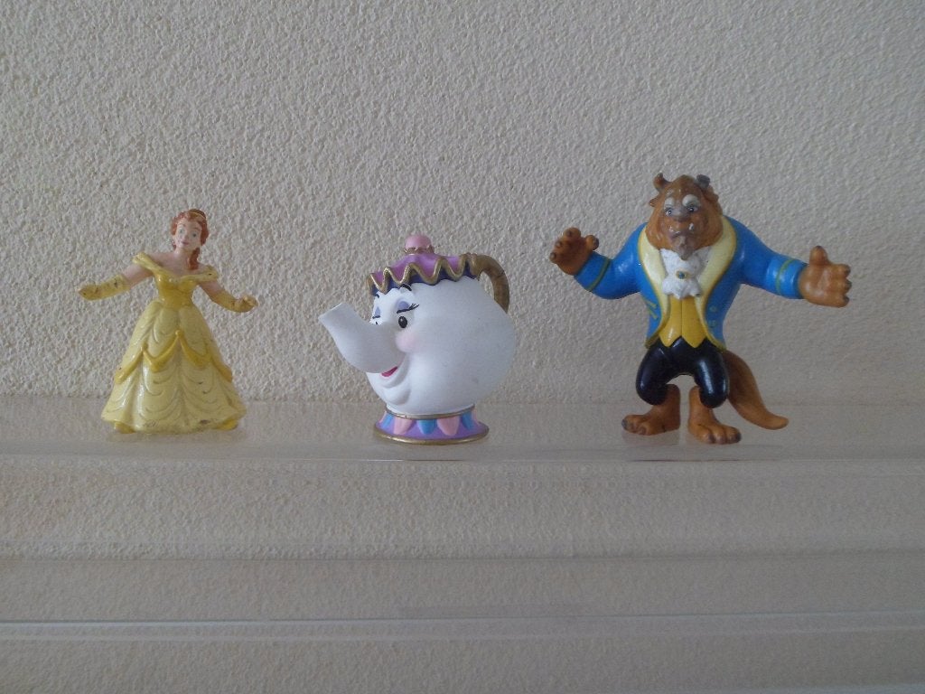 Disney Belle en het beest figuurtjes 2, Ophalen, Assepoester of Belle, Gebruikt, Beeldje of Figuurtje