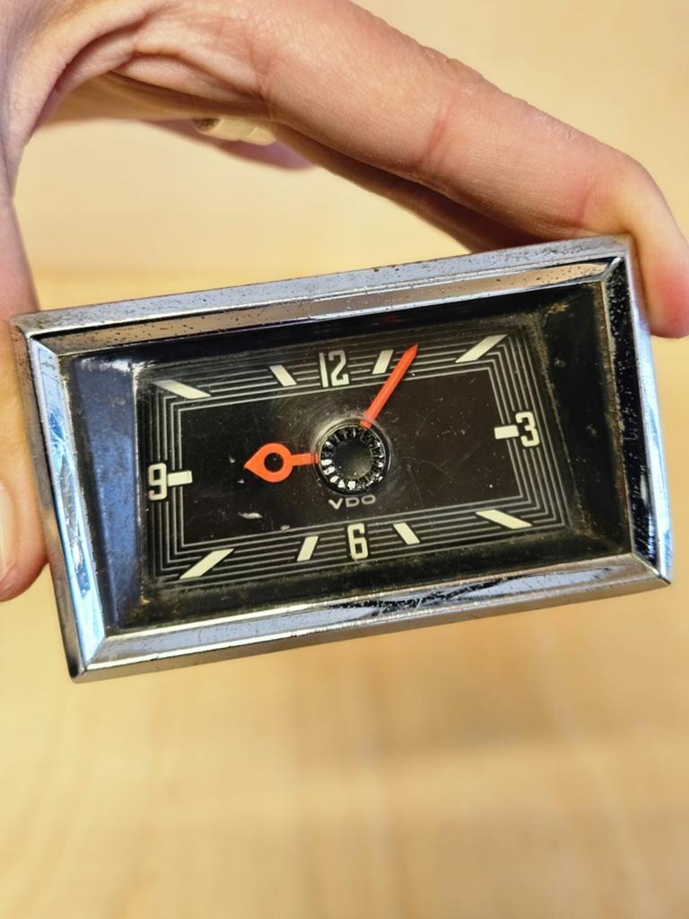 VDO Autoklokje - Klassiek Design (50x88 mm), Ophalen of Verzenden, Gebruikt, Universele onderdelen