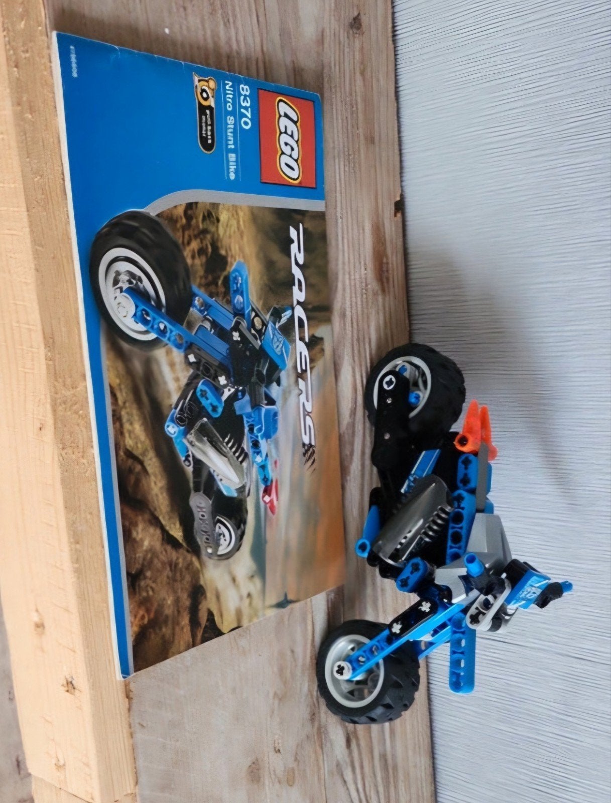 Lego Racers 8370 Nitro Stunt Bike met handleiding, Ophalen of Verzenden, Gebruikt