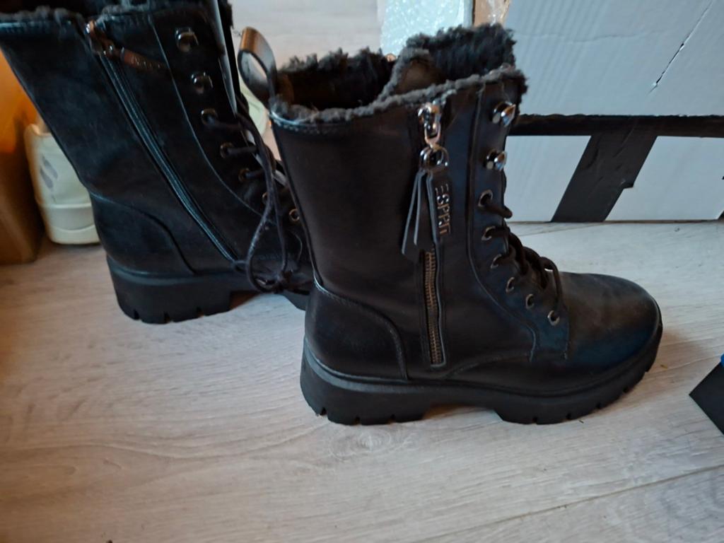 Leuke dames laarzen esprit maat 39, Kleding | Dames, Schoenen, Ophalen of Verzenden, Nieuw, Zwart