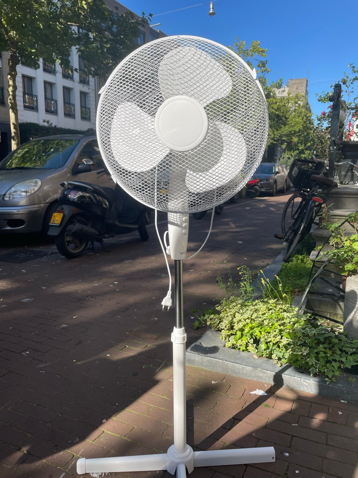 WATS HOME Statiefventilator - Wit, Ophalen, Zo goed als nieuw, Statiefventilator