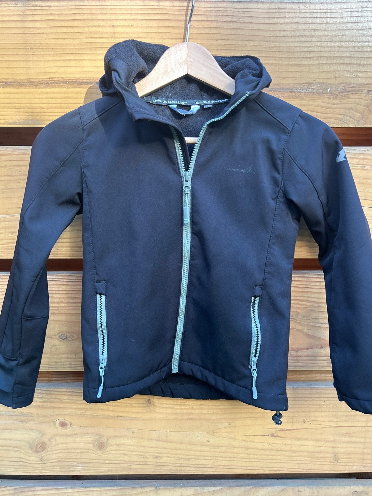 Mountain Peak Softshell Jas Maat 128 Zwart, Ophalen of Verzenden, Gebruikt, Jongen of Meisje, Jas