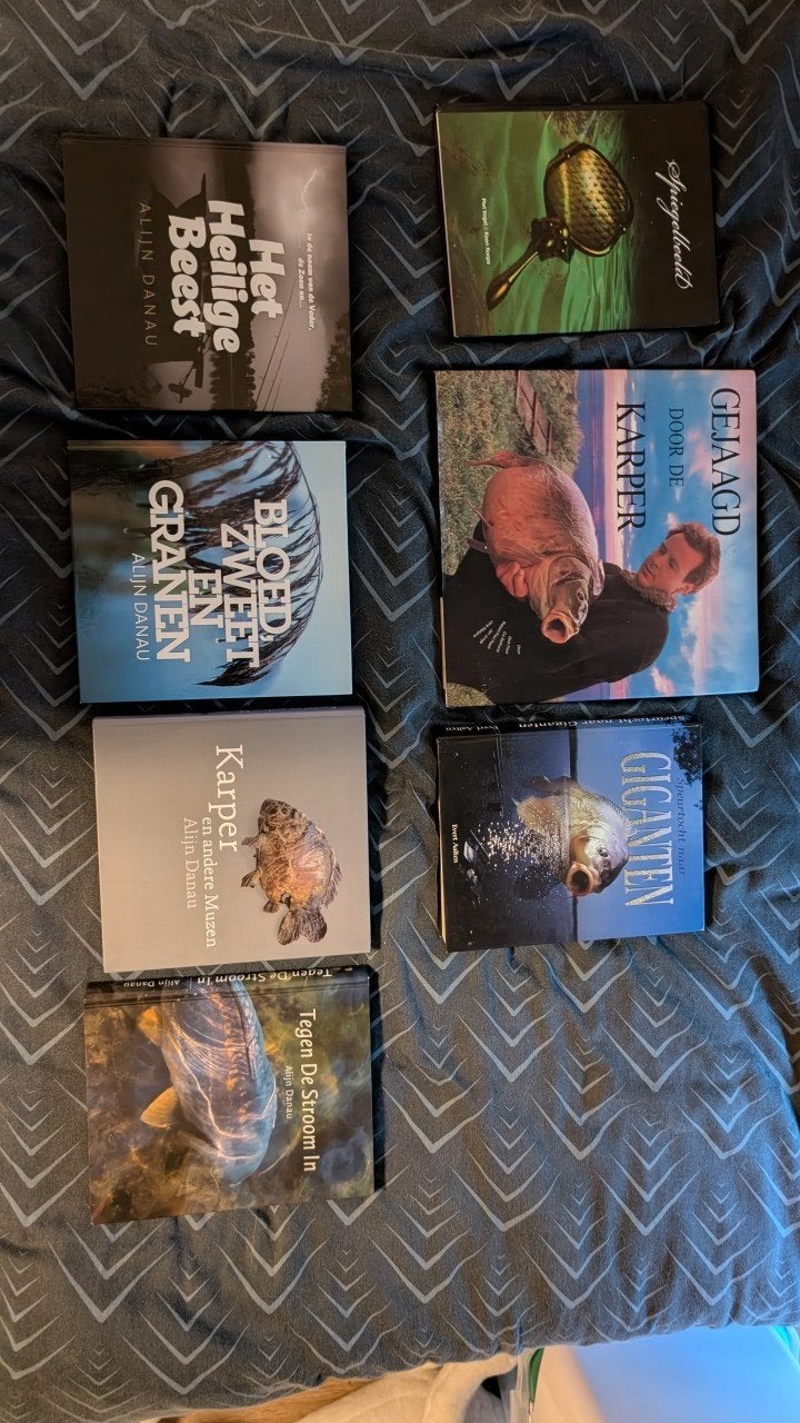 Collectie Alijn Danau karpervisboeken (7 stuks), Ophalen of Verzenden, Overige typen
