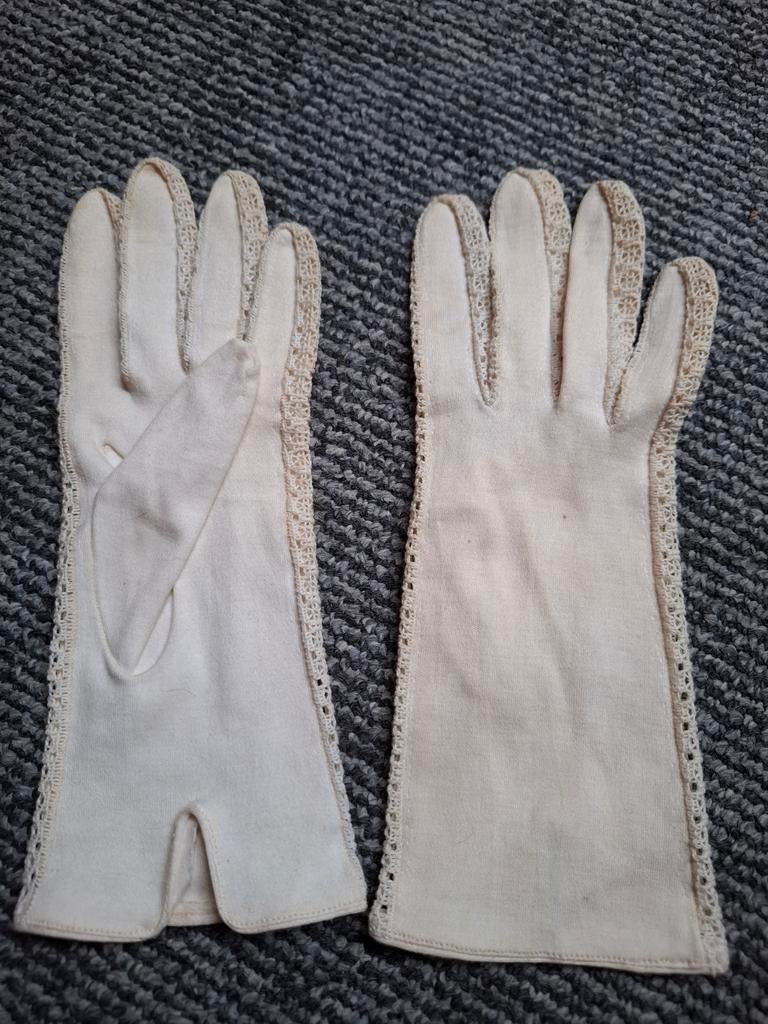 Elegante Vintage Handschoenen met Gehaakte Details, Kleding | Dames, Mutsen, Sjaals en Handschoenen, Maat 38/40 (M), Ophalen of Verzenden