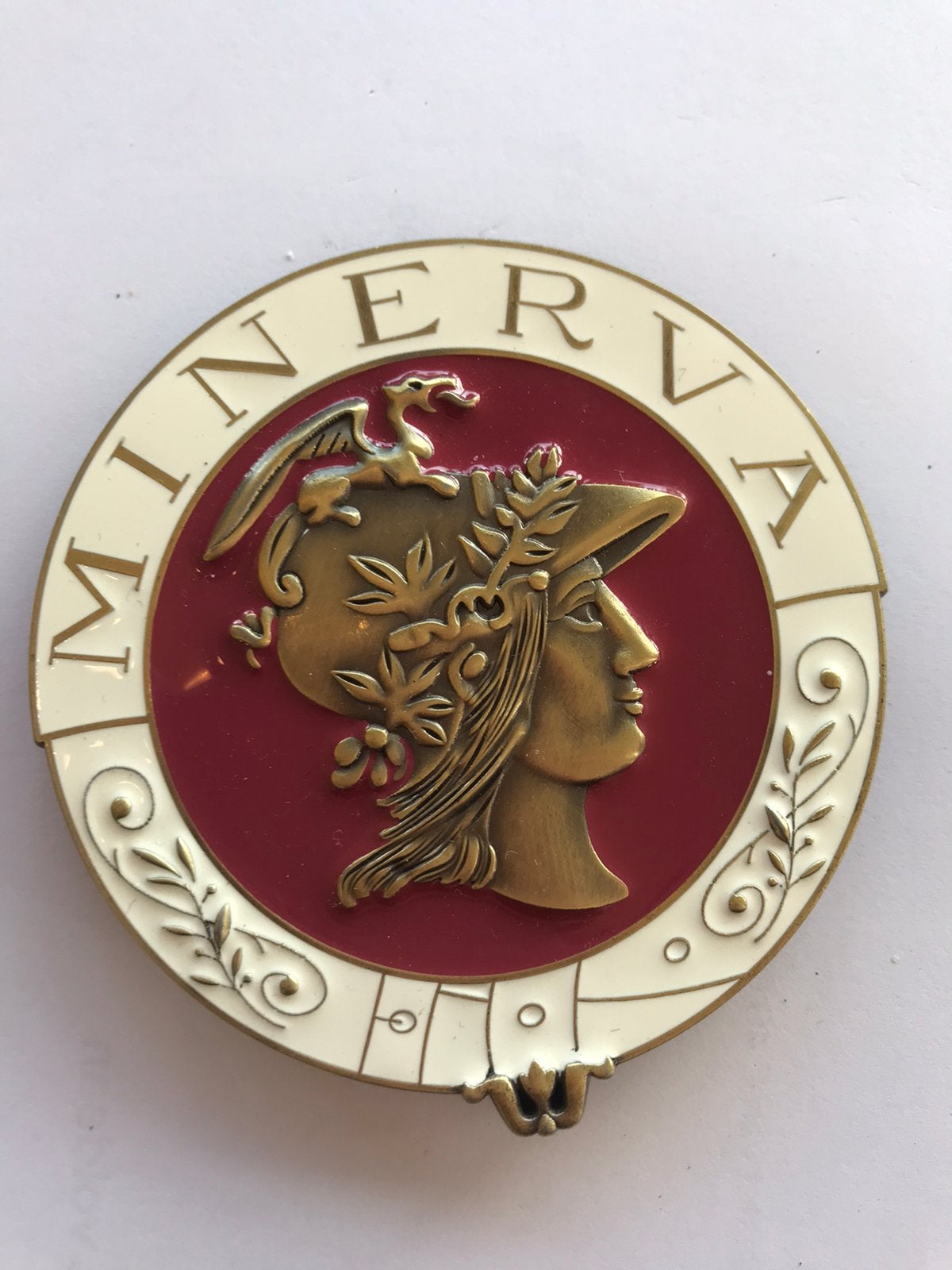 Minerva emaille auto badge, Ophalen of Verzenden, Zo goed als nieuw