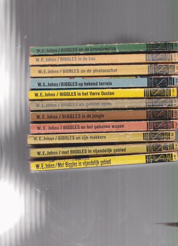 Biggles 11 x, Boeken, Verzenden, Fictie algemeen