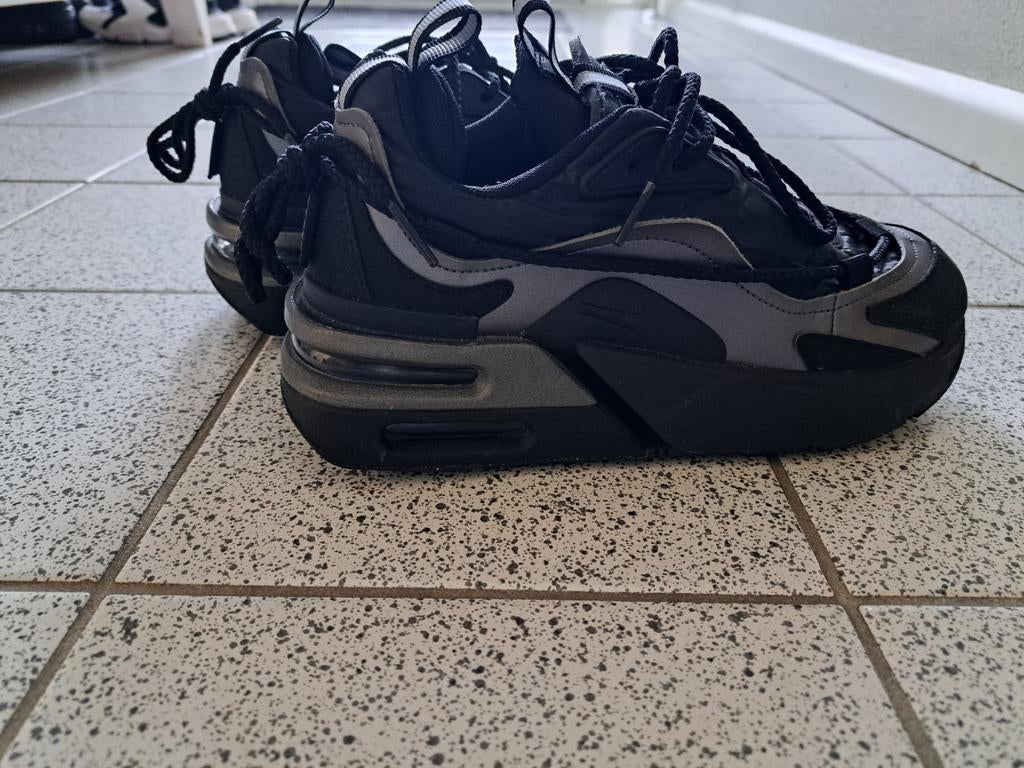 Nike Air Max Furyosa  Maat 38.5, Ophalen, Zwart, Nike, Sneakers of Gympen