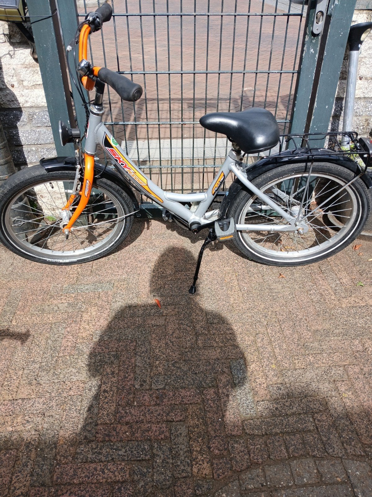 goedwerkende meisjesfiets, Ophalen, Terugtraprem, Handrem, Gebruikt