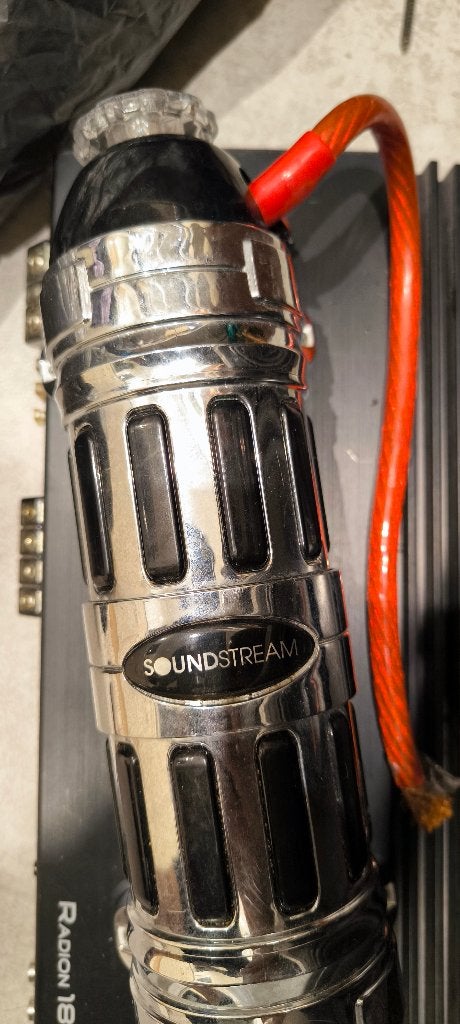 Soundstream Farad, versterker en  subwoofer, Ophalen of Verzenden, Gebruikt