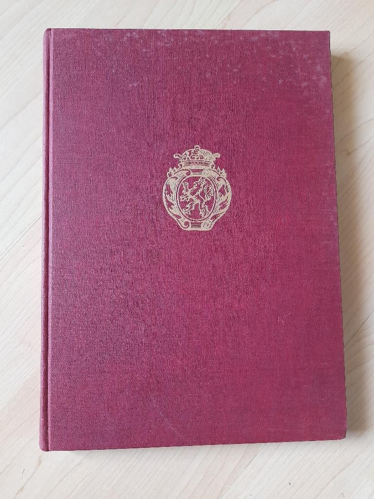 TWEE EEUWEN LEEUWARDER COURANT, Ophalen of Verzenden, Gelezen