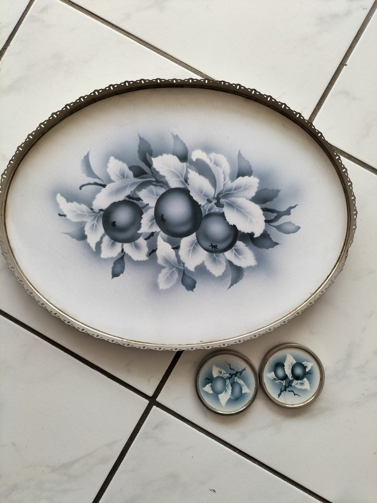 Antieke ovale dienblad met onderzetters, blauw decor, Ophalen