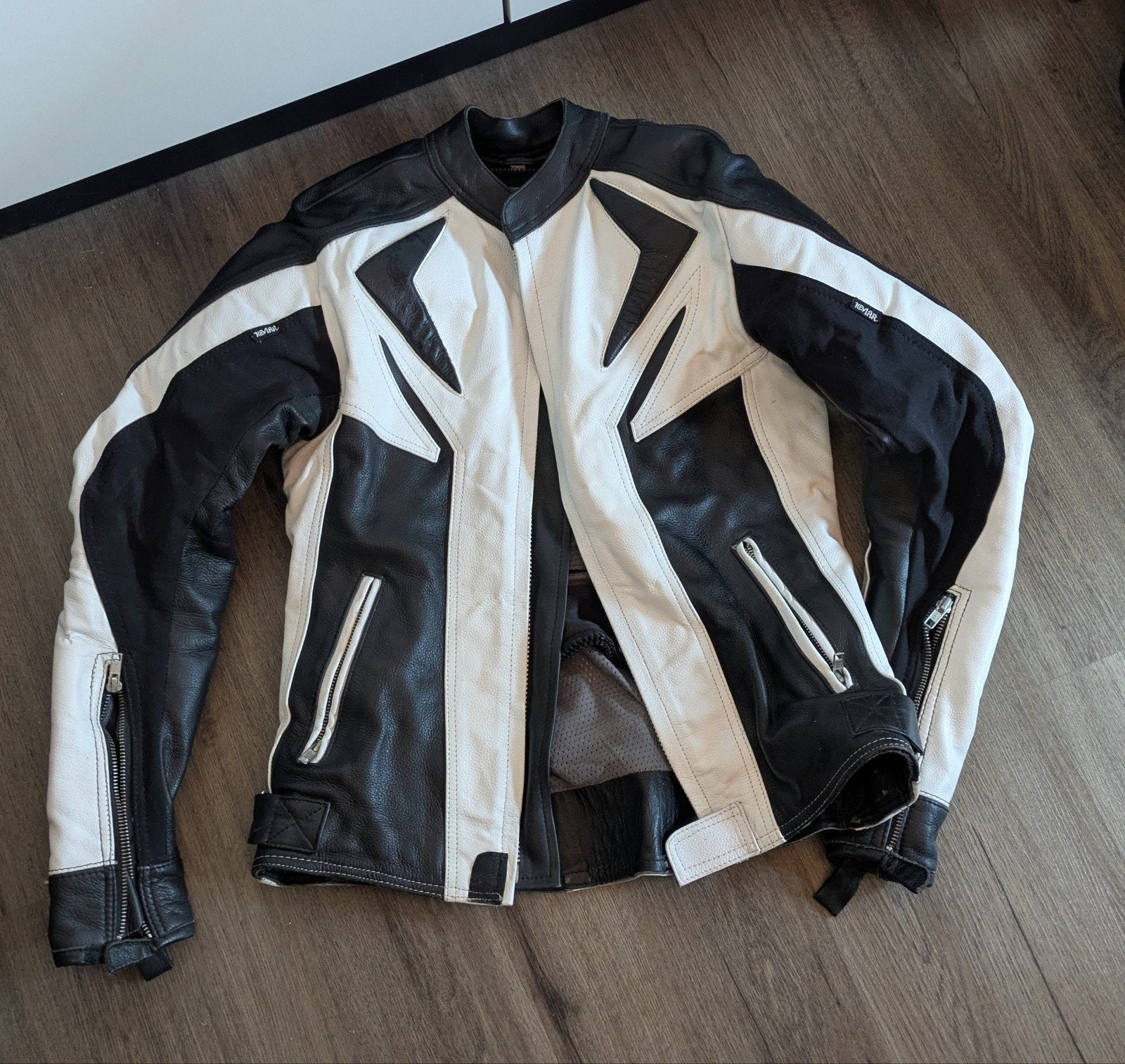 Restyle leren motorpak voor lange dames, Motoren, Kleding | Motorkleding, Ophalen of Verzenden, Tweedehands, Dames, Combipak