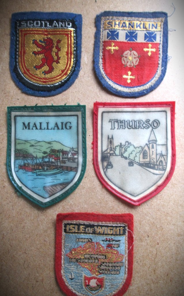 Badge~Vintage Schotland & Isle of Wight Souvenir Patches, Ophalen of Verzenden, Gebruikt, Overige applicaties