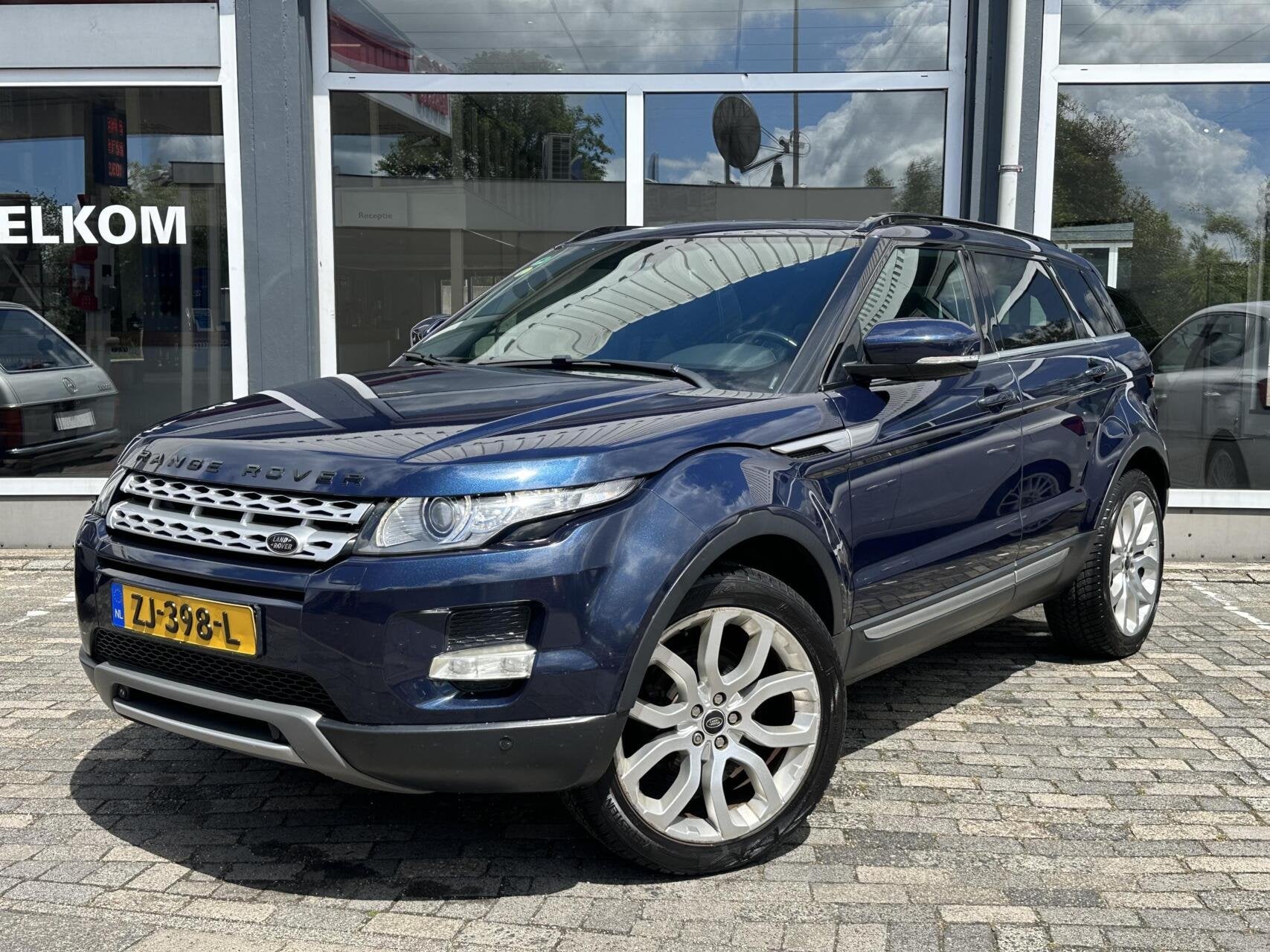 Land Rover Range Rover Evoque 2.2 SD4 4WD Prestige|New APK, Auto's, Automaat, Euro 5, 15 km/l, Zwart