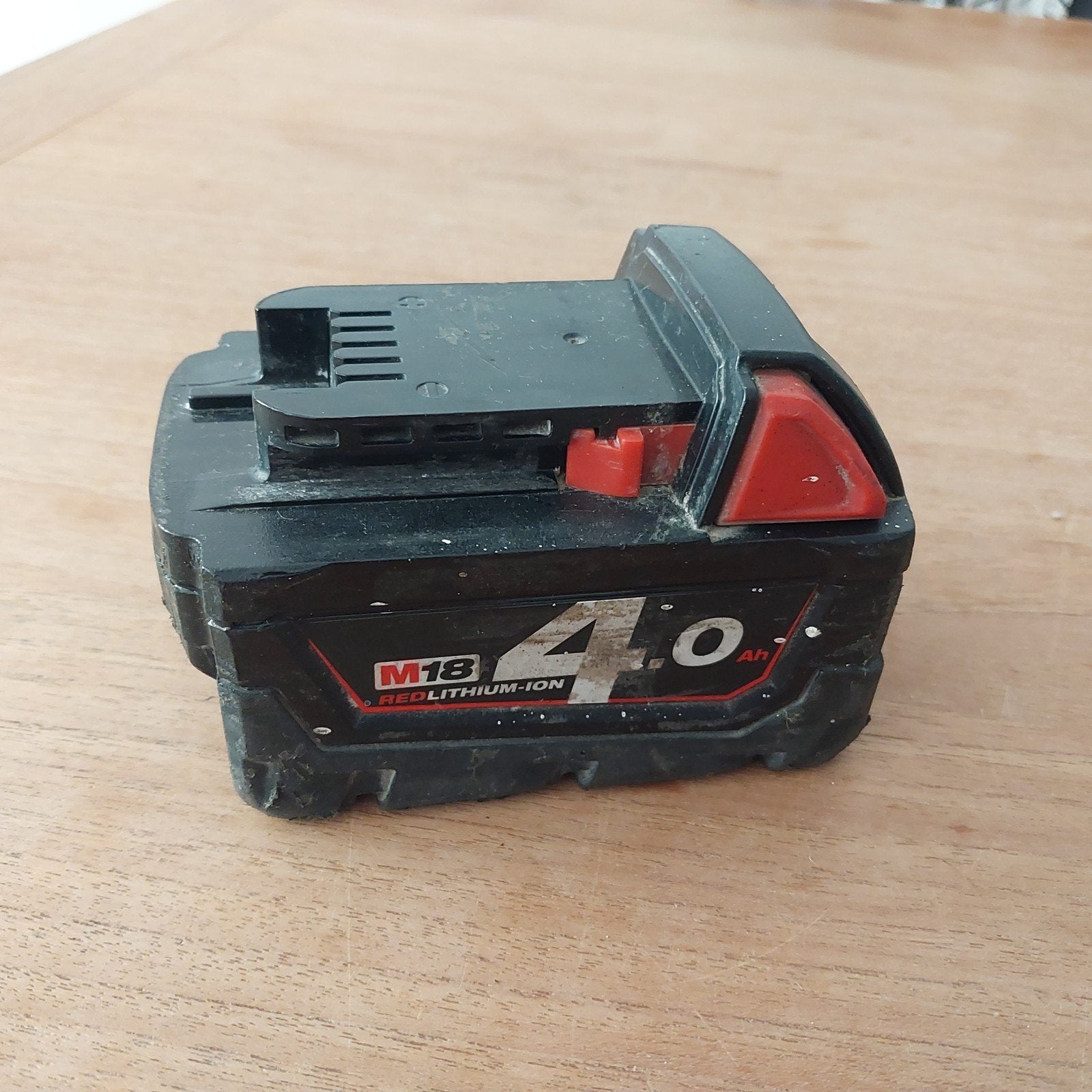 Milwaukee M18  accu  4.0 AH, Ophalen of Verzenden, Gebruikt