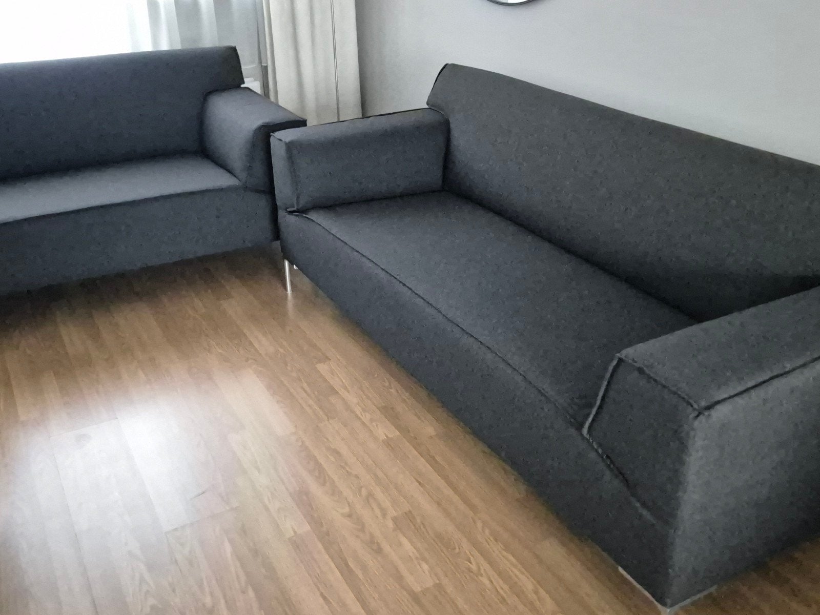 Design On Stock Bloq Bank 2,5 + 1,5 zits stof, Huis en Inrichting, Ophalen, Zo goed als nieuw, Stof, Pode leolux rolf benz bert plantagie