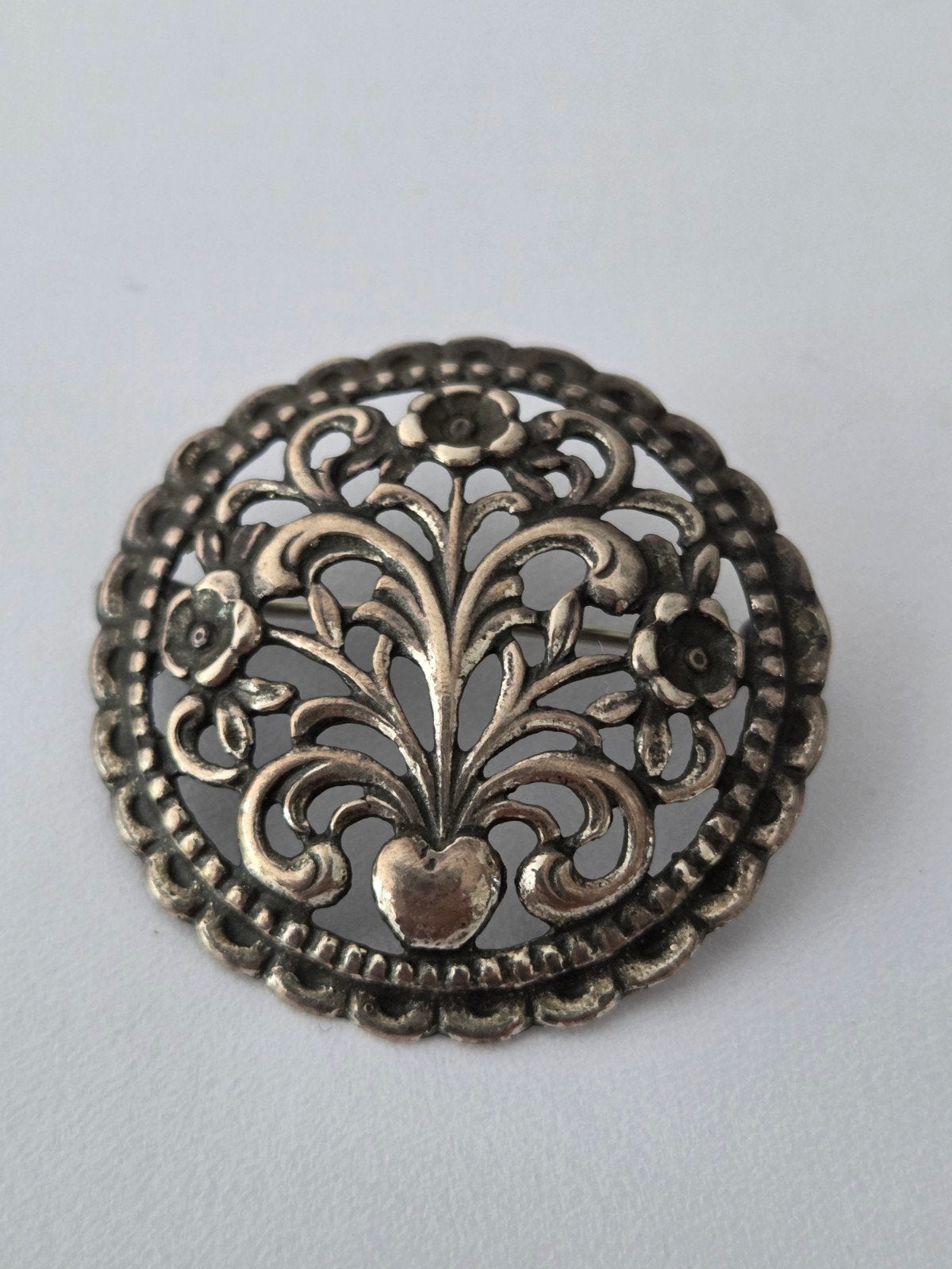 Jugendstil zilveren broche gemerkt HD835 - Diameter 3.5 cm, Ophalen of Verzenden