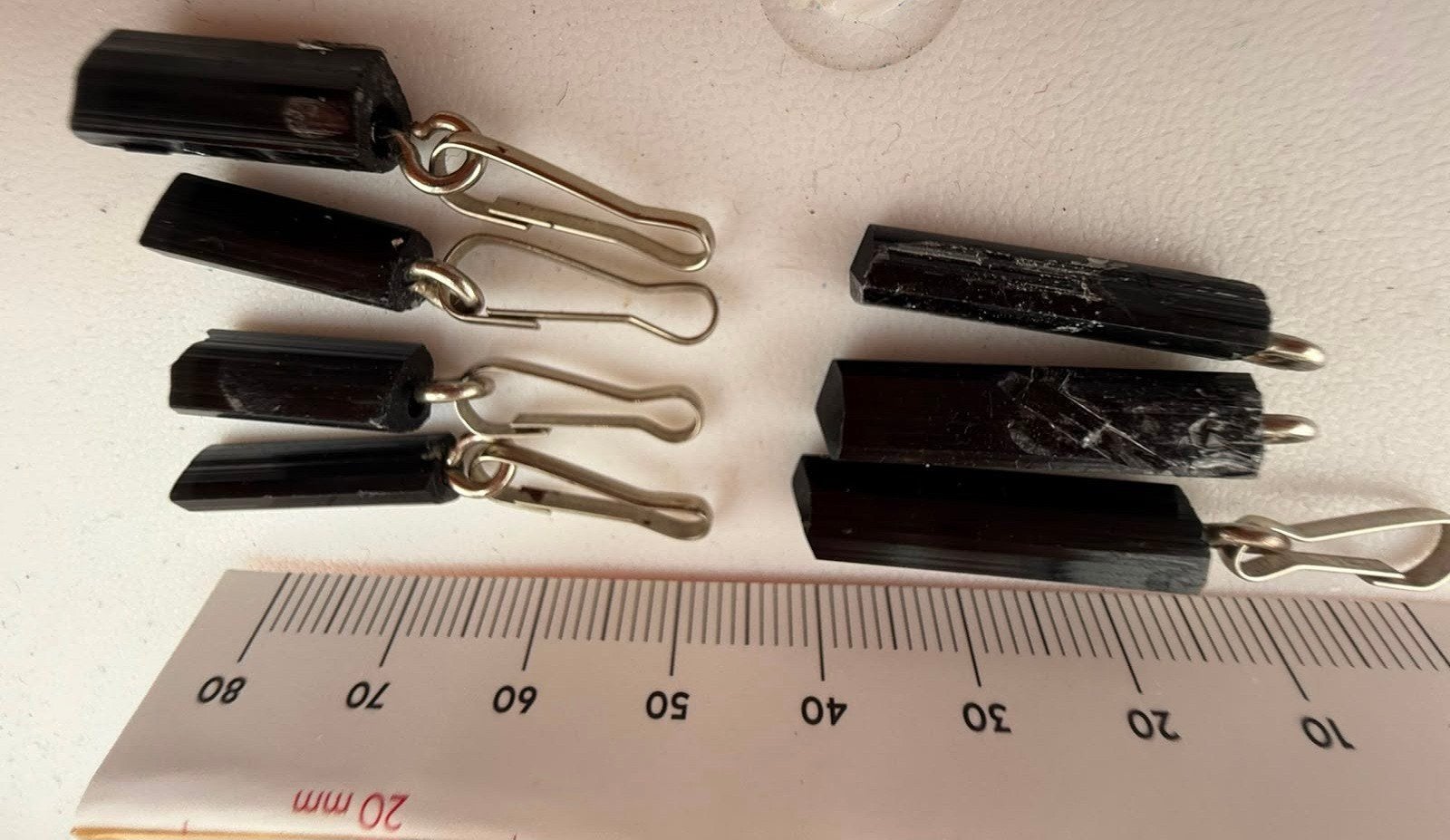 Zwarte Toermalijn Hangers - Beschermende Edelsteen, Gebruikt, Zwart, Ophalen of Verzenden, Steen of Mineraal