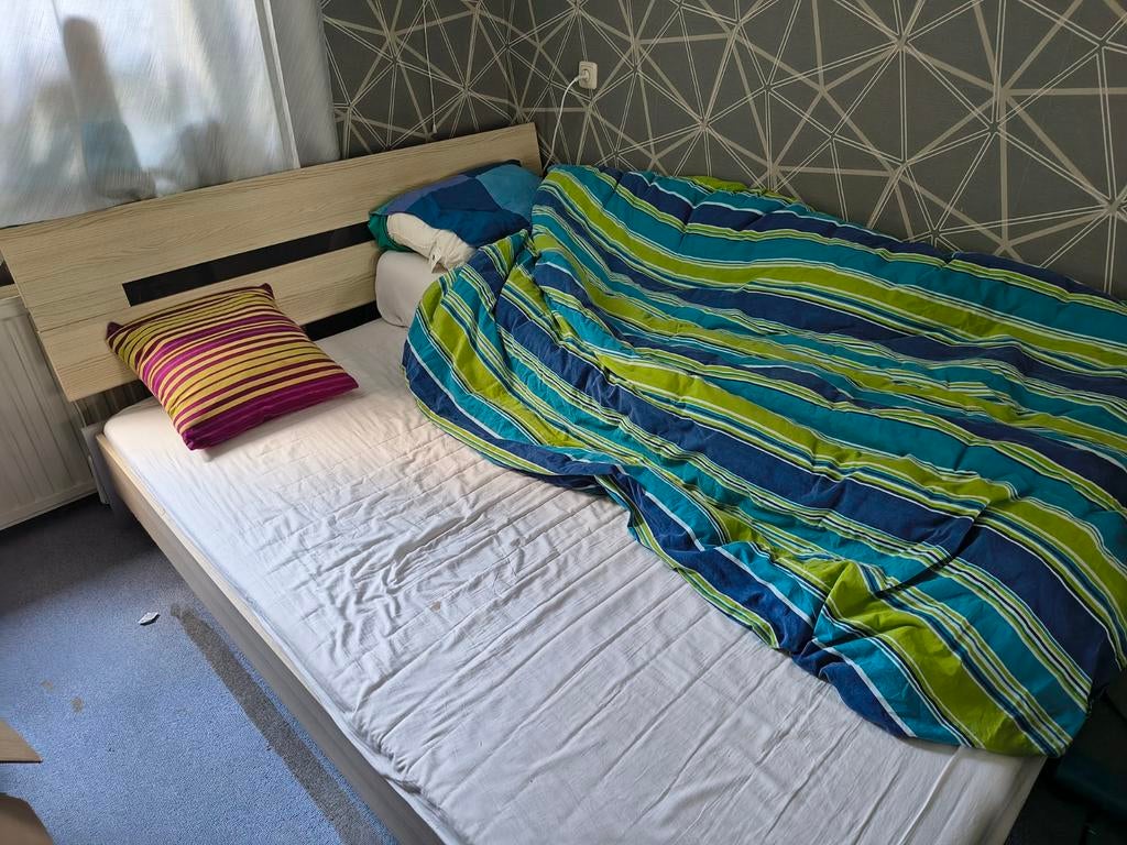 Gratis 160x200 Arillo bed met matras, Ophalen, Gebruikt, Wit, Tweepersoons
