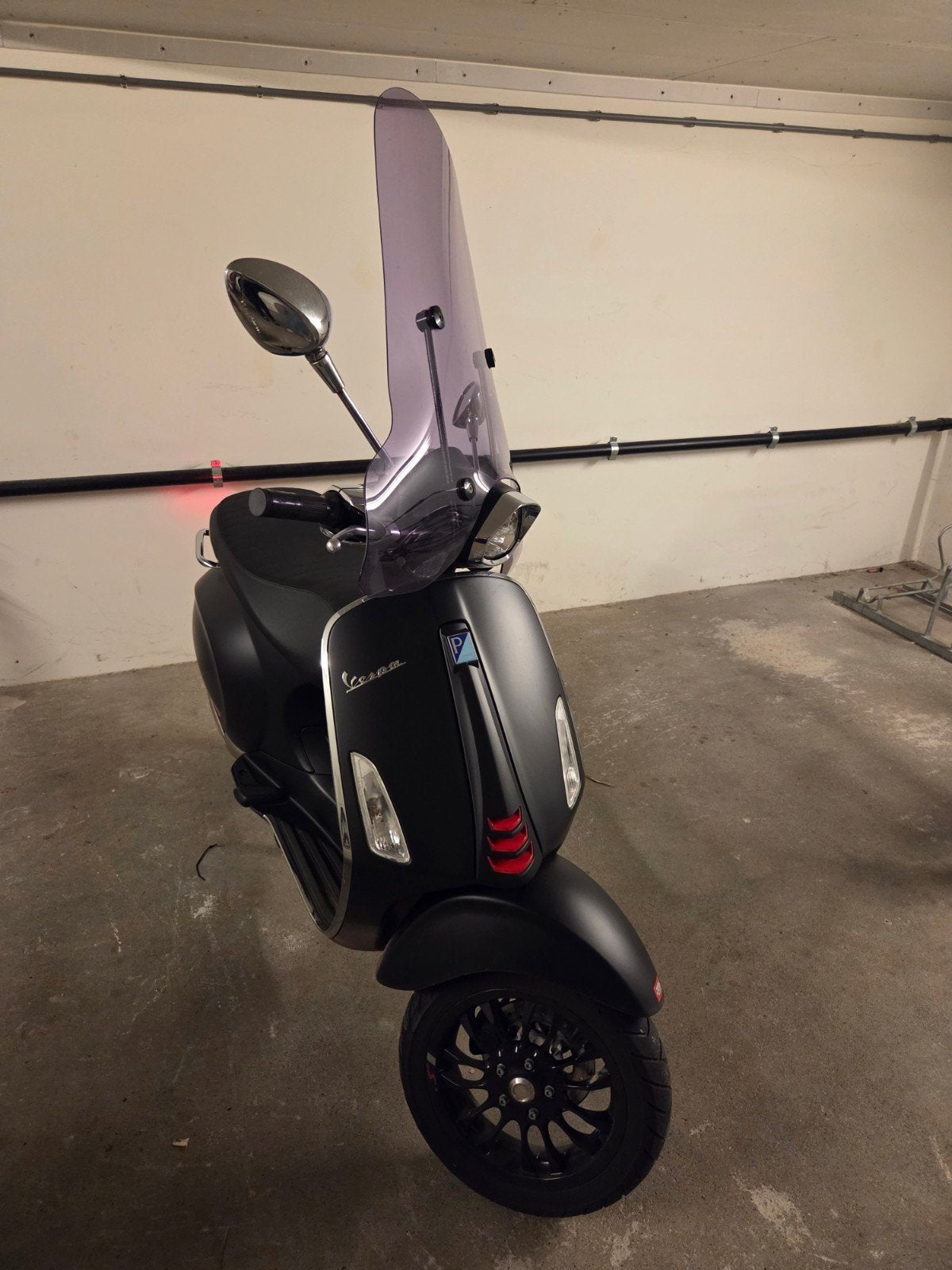 Vespa Sprint - Mat Zwart met Windscherm, Ophalen, Gebruikt