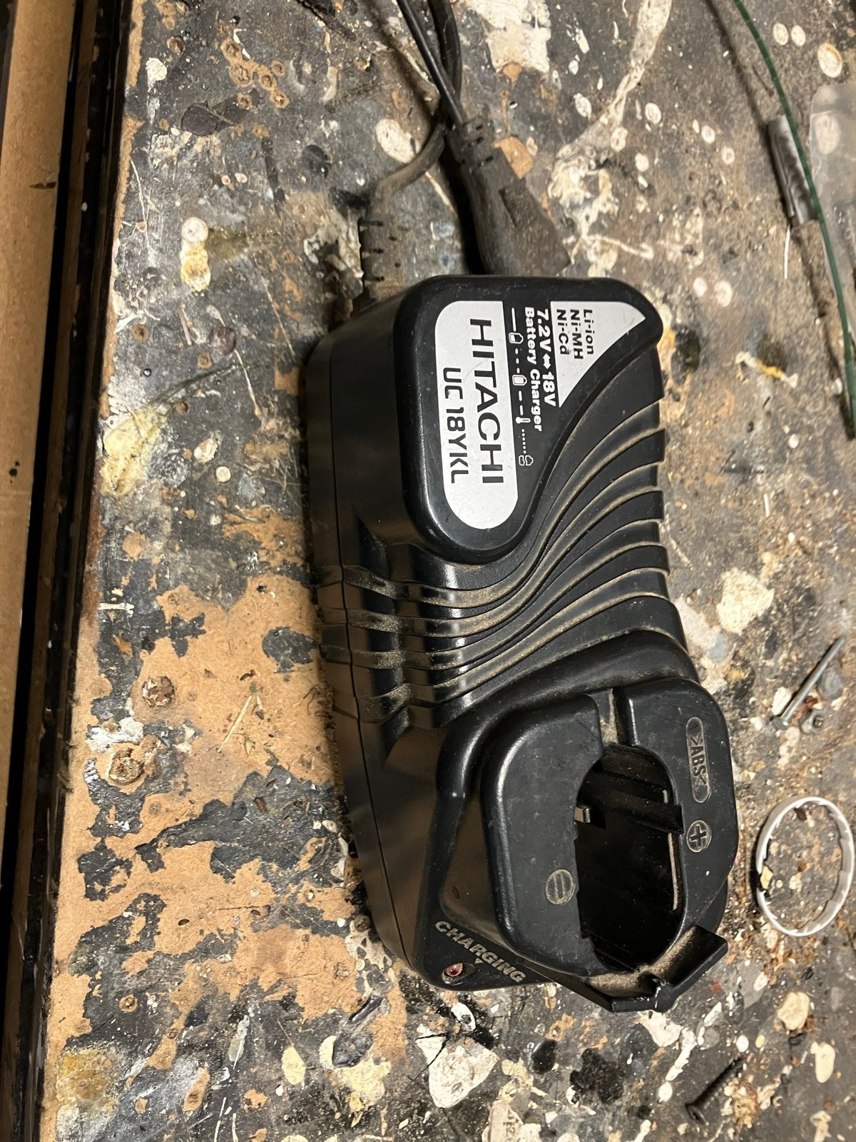 Hitachi UC 18YKL acculader 7.2V-18V Li-ion Ni-MH Ni-Cd, Ophalen of Verzenden, Gebruikt, Overige typen, Overige merken