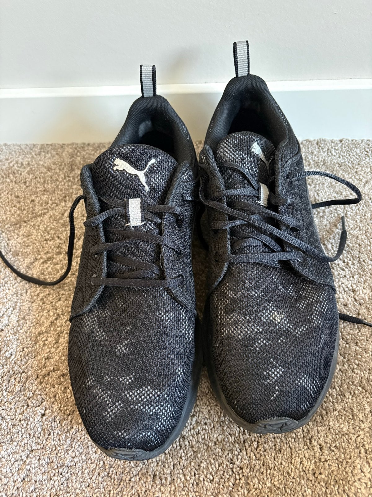 Puma heren sneakers maat 43 - Zwart, Ophalen of Verzenden, Gedragen, Zwart, Sneakers of Gympen