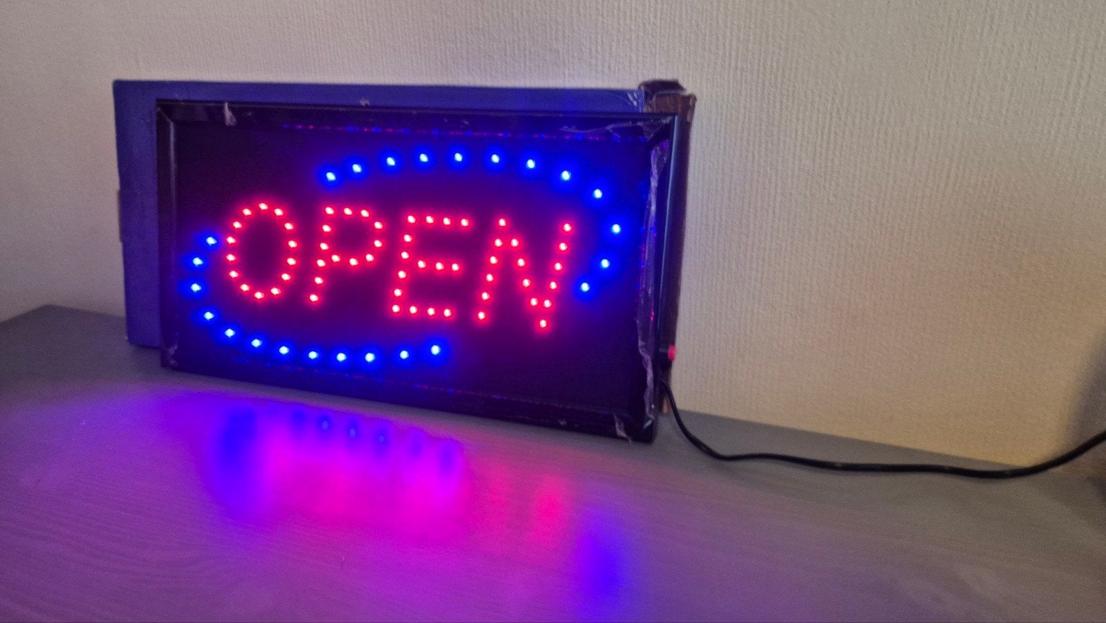 Nieuw LED reclamebord "OPEN" - 48x25 cm, Ophalen of Verzenden