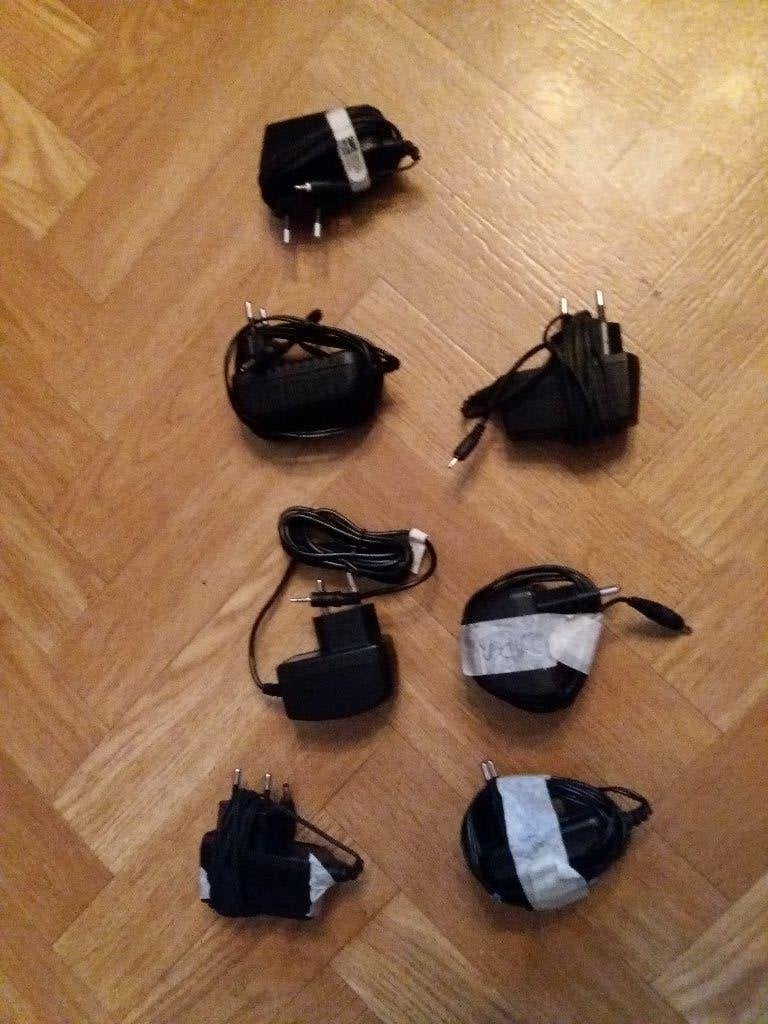 Diversen mobiele en vaste telefoon benodigdheden., Gebruikt, Adapter, Nokia, Ophalen of Verzenden