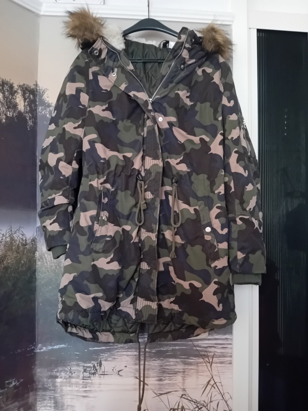 Dikke winter legerjas met capuchon, H&M, Maat 42/44 (L), Ophalen of Verzenden, Zo goed als nieuw