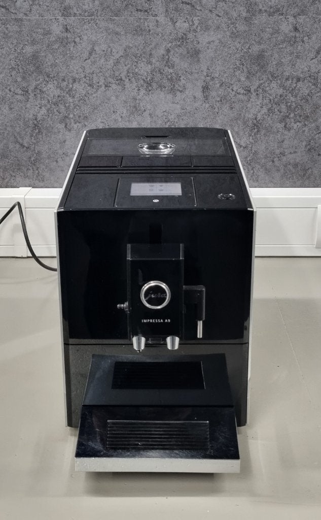 Jura A9 met kleuren touchdisplay + Servicebeurt en Garantie, 10 kopjes of meer, Ophalen of Verzenden, Gemalen koffie, Afneembaar waterreservoir