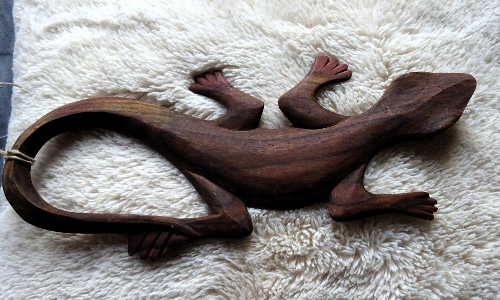 Handgesneden houten gekko of salamander (hagedis), Overige onderwerpen, Minder dan 20 cm, Verzenden, Handgemaakt