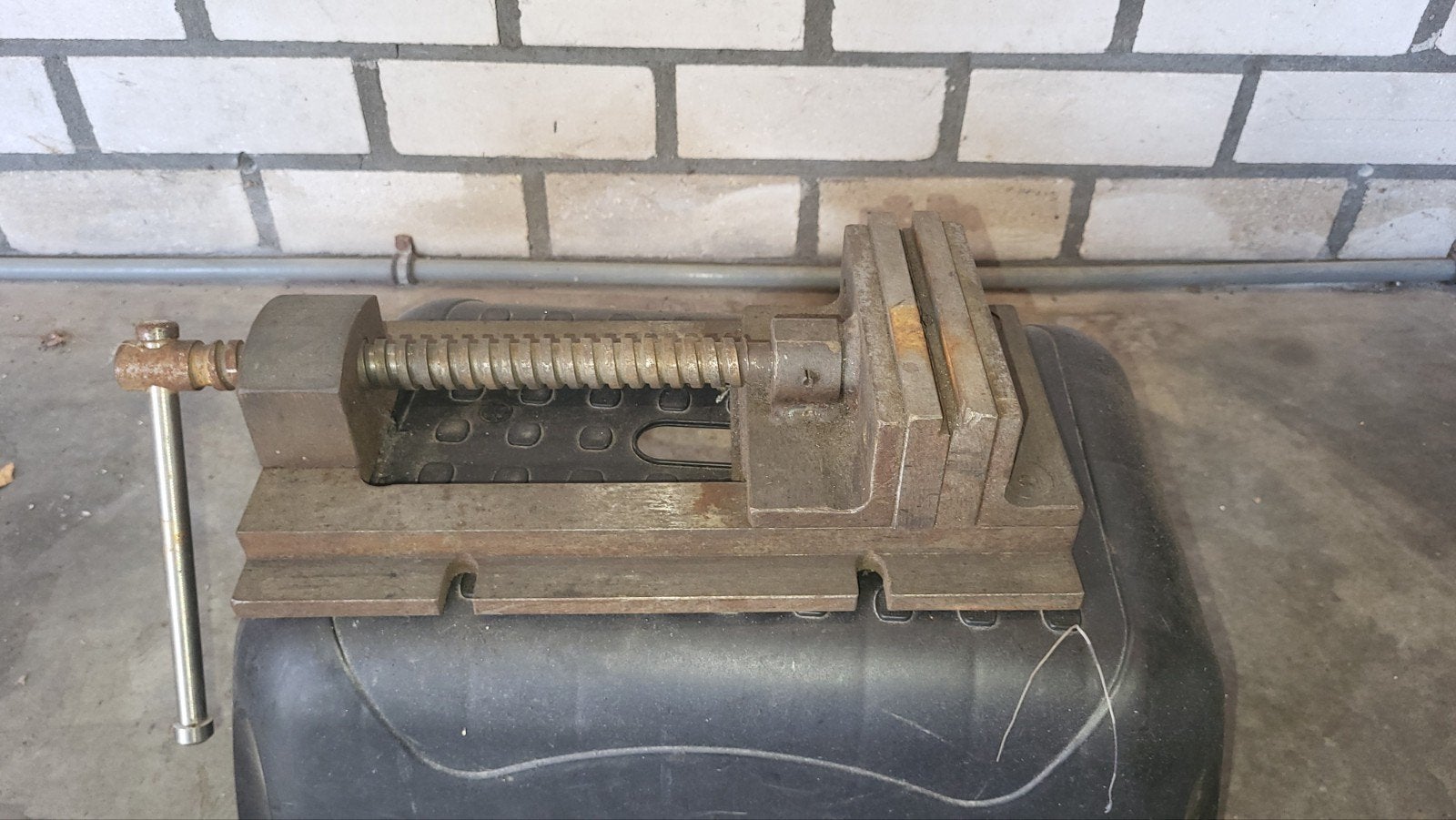 Stevige boorklem / machineklem - 15cm spanwijdte, Ophalen of Verzenden, Gebruikt, Klem