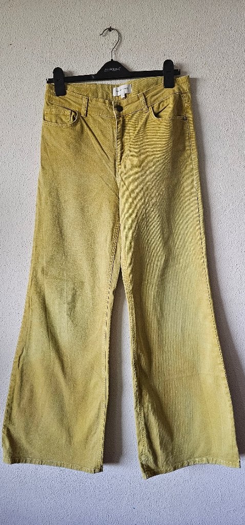Fabienne Chapot corduroy broek flared maat 30 (13525), Kleding | Dames, Maat 38/40 (M), Geel, Ophalen of Verzenden, Fabienne Chapot
