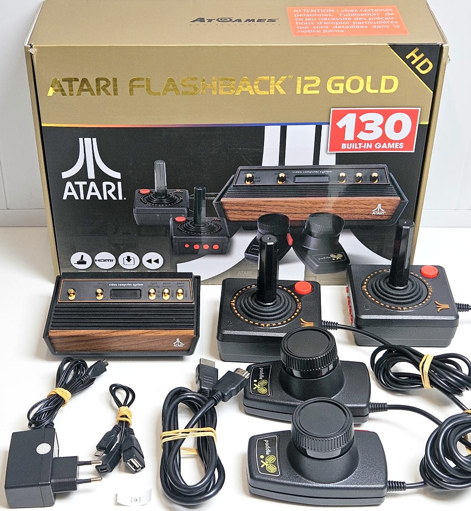 Atari Flashback 12 Gold HD – AtGames – compleet in doos, Ophalen of Verzenden, Atari
