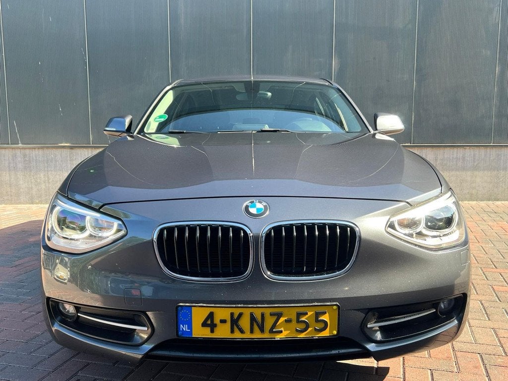 BMW 1-serie 116i EDE Executive Sport * Cruise * Navi * Led *, Auto's, BMW, 1-Serie, Gebruikt, 4 cilinders, Origineel Nederlands