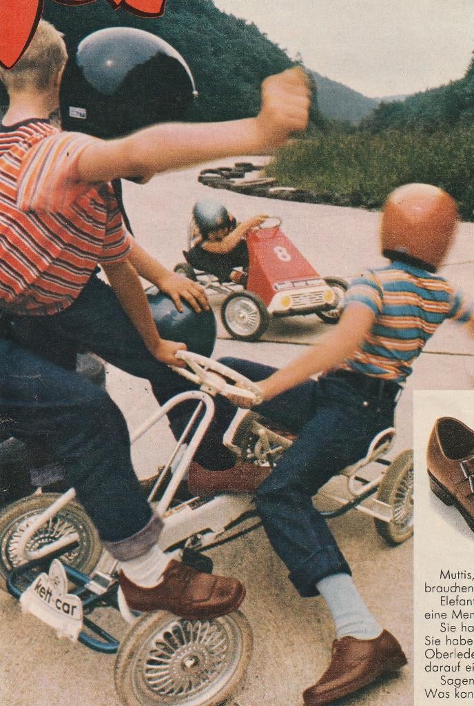 Retro reclame 1974 Elefanten schoenen jongetjes skelters, Verzenden, Overige typen